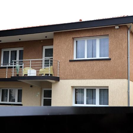 Villa Machlo Ажан Екстериор снимка