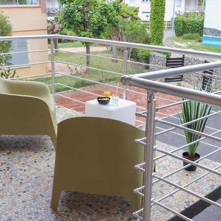 Villa Machlo Ажан Екстериор снимка